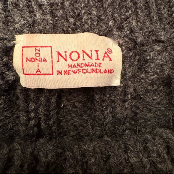 Nonia Newfoundland Handknits wool cable knit sweater fisherman’s style - Picture 10 of 11